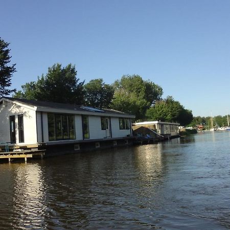 Appartement Bb De Woonboot à Anna Paulowna Extérieur photo